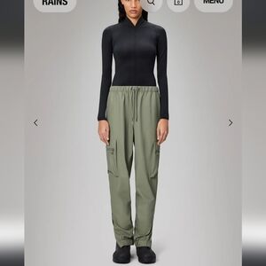 NWT! RAINS, UNISEX, Cargo Rain Pants, Regular W3, Drift, Size Small, MSRP $140